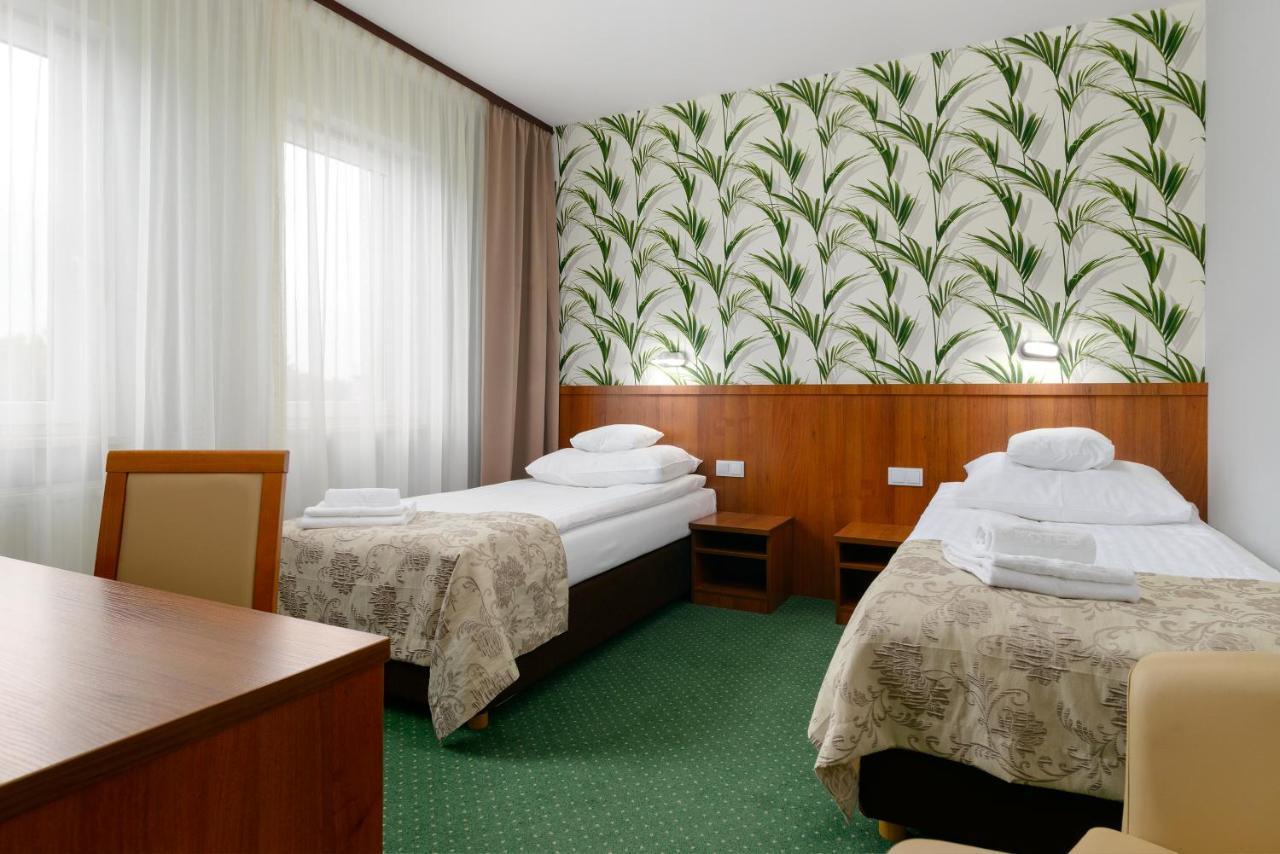 Hotel Zielony Poznan Exterior foto